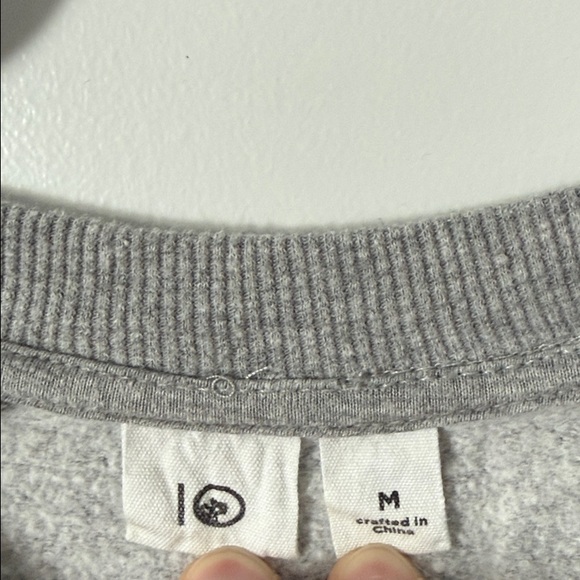 Tentree Sweatshirt - Picture 2 of 3